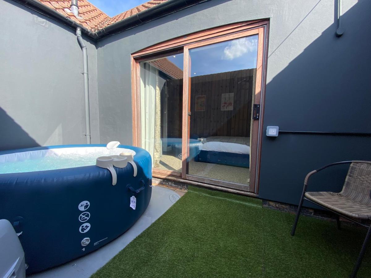 Hotel Hogget Foxton Exterior foto